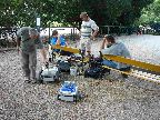 Část týmu v Lužánkách s roboty LOKO a PIVO v testovací úpravě